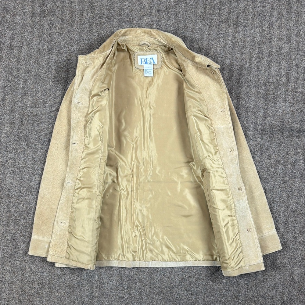 Tan jacket - Picture 3 of 10